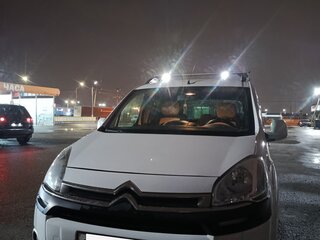 2014 Citroen Berlingo II Рестайлинг, белый, 650000 рублей, вид 2