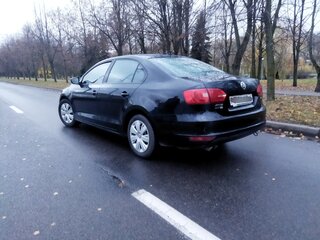 2014 Volkswagen Jetta VI, чёрный, 950000 рублей, вид 3