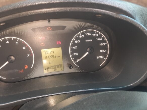 2014 Lada (ВАЗ) Granta I, серый, 350000 рублей - вид 5