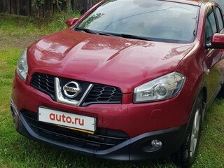 2011 Nissan Qashqai I Рестайлинг, красный, 1300000 рублей, вид 3