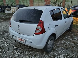 2011 Renault Sandero I, белый, 250000 рублей, вид 4