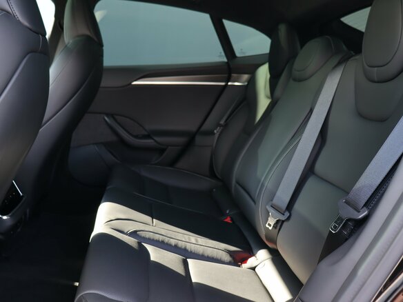 2021 Tesla Model S Plaid I Рестайлинг 2, чёрный, 8800000 рублей - вид 12