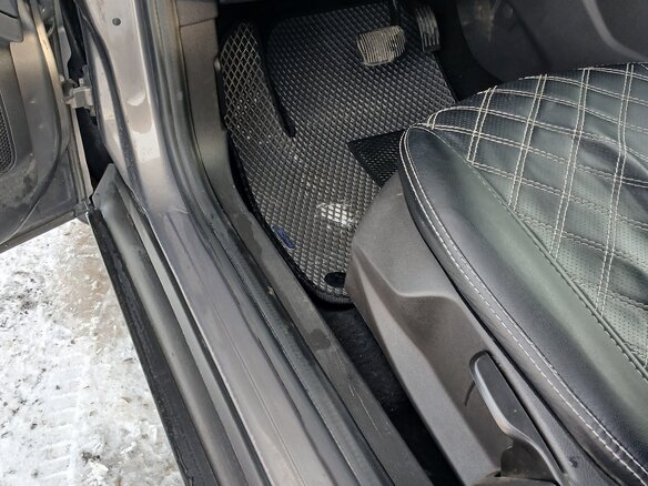 2011 Ford Focus III, коричневый, 1000000 рублей - вид 19