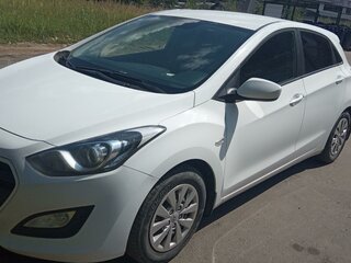 2015 Hyundai i30 II Рестайлинг, белый, 870000 рублей, вид 1