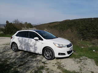 2011 Citroen C4 II, белый, 1050000 рублей, вид 1