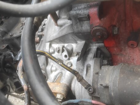 1992 Isuzu Forward (F-Series), золотистый, 3650000 рублей, вид 5