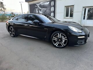 2013 Porsche Panamera 4S Executive I Рестайлинг, чёрный, 3700000 рублей, вид 2