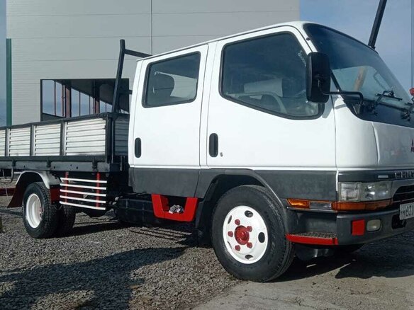1997 Fuso (Mitsubishi) Canter, белый, 1300000 рублей