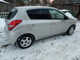 2009 Hyundai i20 I, бежевый, 750000 рублей, вид 4