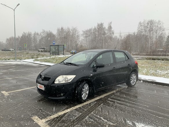 2007 Toyota Auris I, чёрный, 1000000 рублей