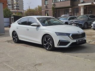 2023 Skoda Octavia IV (A8), белый, 3120000 рублей, вид 4