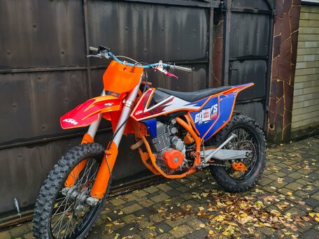 2019 Avantis Enduro 250, красный, 165000 рублей, вид 1
