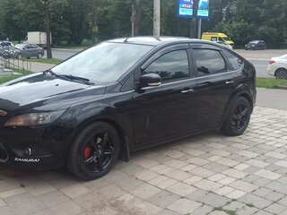 2010 Ford Focus II Рестайлинг, чёрный, 700000 рублей, вид 1