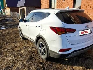 2017 Hyundai Santa Fe III Рестайлинг, белый, 2400000 рублей, вид 3