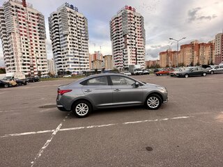 2021 Hyundai Accent V Рестайлинг, серый, 1950000 рублей, вид 4