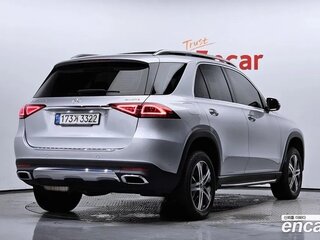 2022 Mercedes-Benz GLE 300 d II (V167), серебристый, 8830100 рублей, вид 2