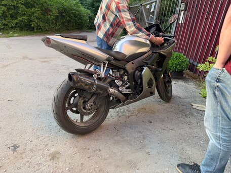 2003 Yamaha YZF-R6, серый, 400000 рублей, вид 4