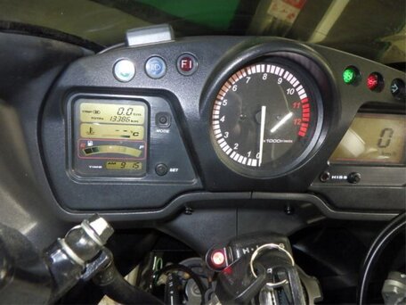 2005 Honda CBR 1100 XX, чёрный, 820000 рублей, вид 4