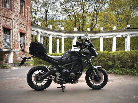 2019 Yamaha MT-09 Tracer (FJ-09), зелёный, 850000 рублей, вид 2