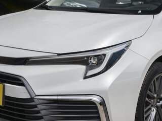 2025 Toyota Levin XII (E210) Рестайлинг, белый, 2250000 рублей, вид 3