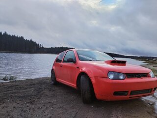 1999 Volkswagen Golf IV, красный, 450000 рублей, вид 4