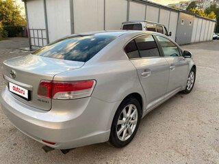 2011 Toyota Avensis III, серебристый, 950000 рублей, вид 5