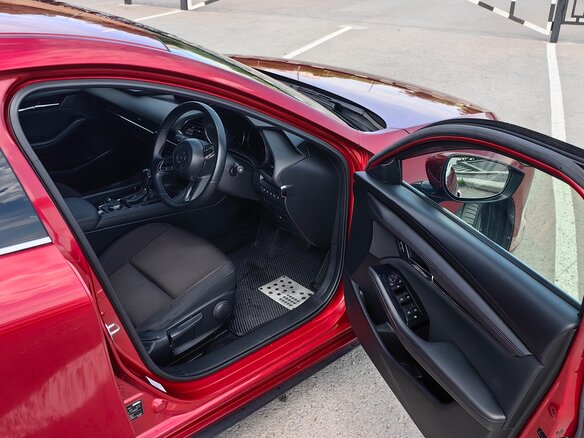 2019 Mazda 3 IV (BP), красный - вид 29