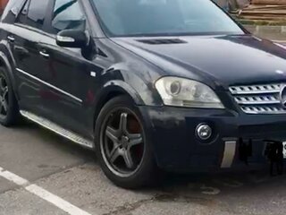 2008 Mercedes-Benz M-Класс 320 II (W164) Рестайлинг, чёрный, 1400000 рублей, вид 1