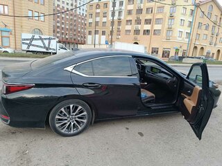 2020 Lexus ES 250 VII, чёрный, 5100000 рублей, вид 4