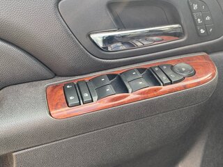 2011 Chevrolet Tahoe 6AT III, белый, 1990000 рублей, вид 5