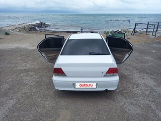 2001 Mitsubishi Lancer Cedia IX, белый, 340000 рублей, вид 3
