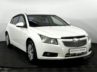 2012 Chevrolet Cruze I, белый, 680000 рублей, вид 4
