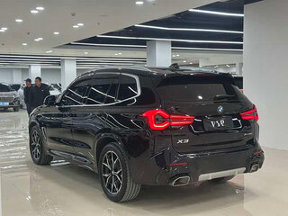 2024 BMW X3 25i xDrive III (G01) Рестайлинг, чёрный, 4127475 рублей, вид 4