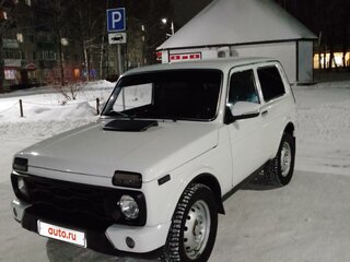 2013 Lada (ВАЗ) 2121 (4x4) I Рестайлинг, белый, 550000 рублей, вид 1