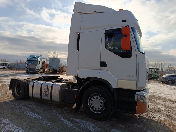 2008 Renault Premium, белый, 4000000 рублей - вид 6