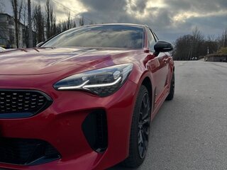 2019 Kia Stinger I, красный, 3350000 рублей, вид 2