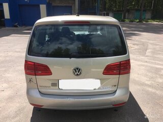 2011 Volkswagen Touran I Рестайлинг 2, серебристый, 820000 рублей, вид 4