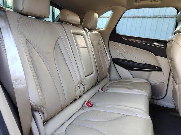 2019 Lincoln MKC I Рестайлинг, красный, 2300000 рублей - вид 13