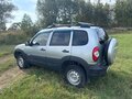 2015 Chevrolet Niva I Рестайлинг, серебристый, 650000 рублей - вид 6