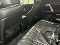 2019 Toyota Land Cruiser 200 Series Рестайлинг 2, чёрный, 7600000 рублей - вид 8