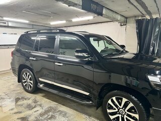 2019 Toyota Land Cruiser 200 Series Рестайлинг 2, чёрный, 7700000 рублей, вид 2