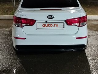 2015 Kia Rio III Рестайлинг, белый, 1190000 рублей, вид 5