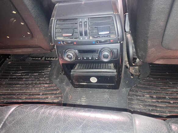 2007 BMW X5 3.0si II (E70), чёрный, 1300000 рублей - вид 6