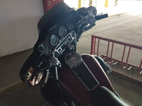 2007 Harley-Davidson Electra Glide, пурпурный, 800000 рублей, вид 3