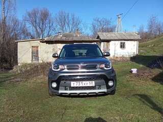2019 Kia Soul II Рестайлинг, серебристый, 1600000 рублей, вид 2