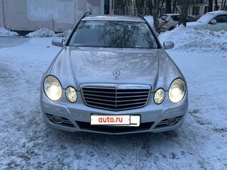 2008 Mercedes-Benz E-Класс 220 III (W211, S211) Рестайлинг, серебристый, 550000 рублей, вид 2