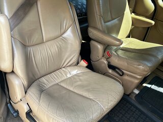 1999 Chrysler Town & Country III, бежевый, 240000 рублей, вид 4