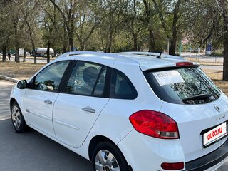 2011 Renault Clio III Рестайлинг, белый, 780000 рублей, вид 4