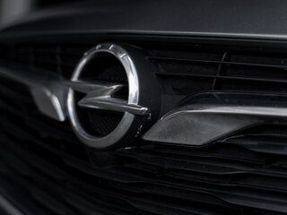 2018 Opel Insignia II, серый, 1350000 рублей, вид 4