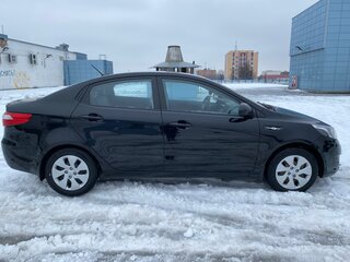 2015 Kia Rio III, чёрный, 1100000 рублей, вид 2